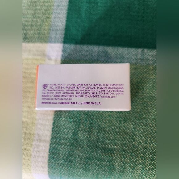 Mary Kay At Play Lip & Cheek Stick Razzleberry New In Box - Picture 7 of 8